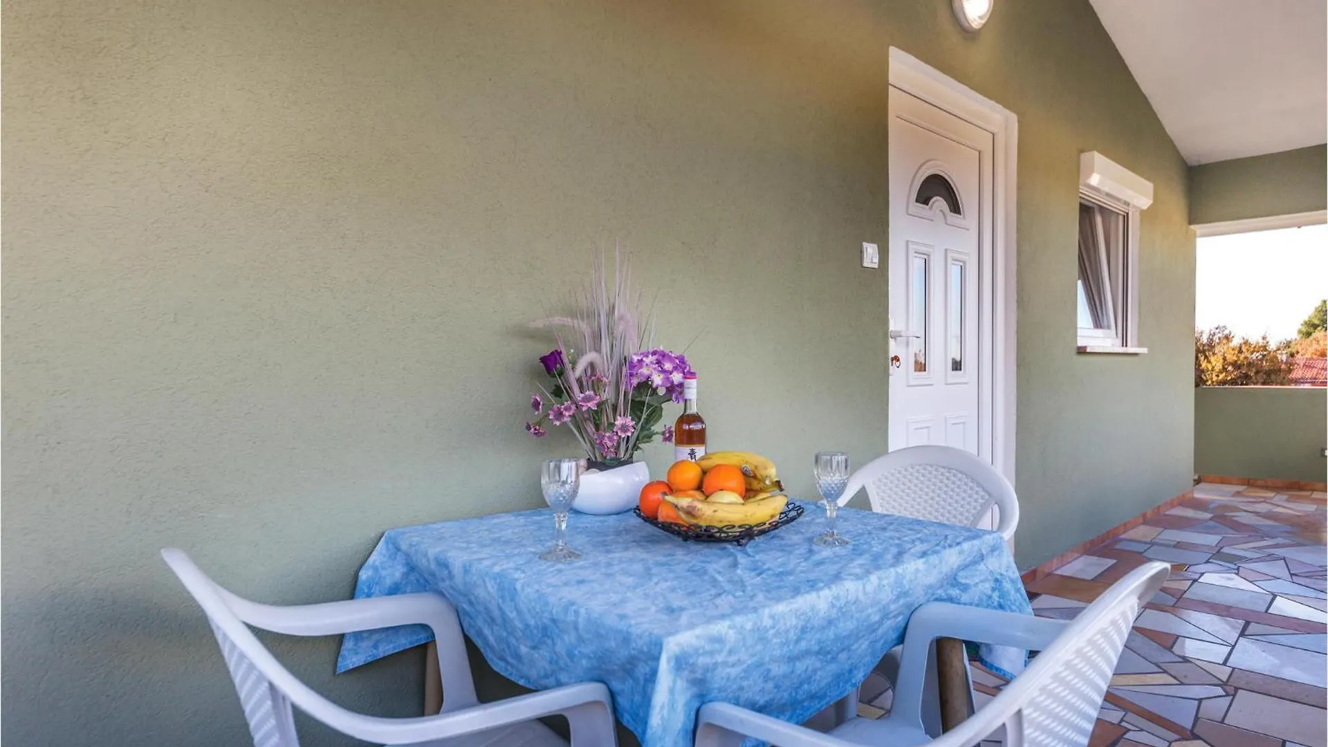 Сasa de vacaciones 4 Bedroom Cozy Home In Peroj Croacia